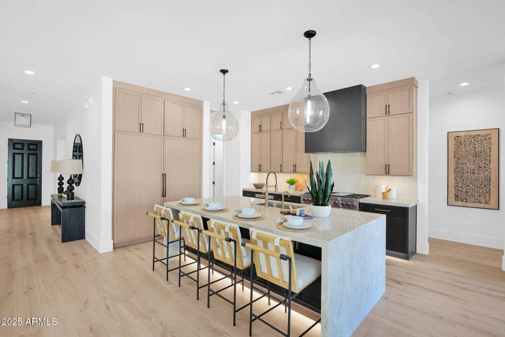 17303 N 98th Place, Scottsdale