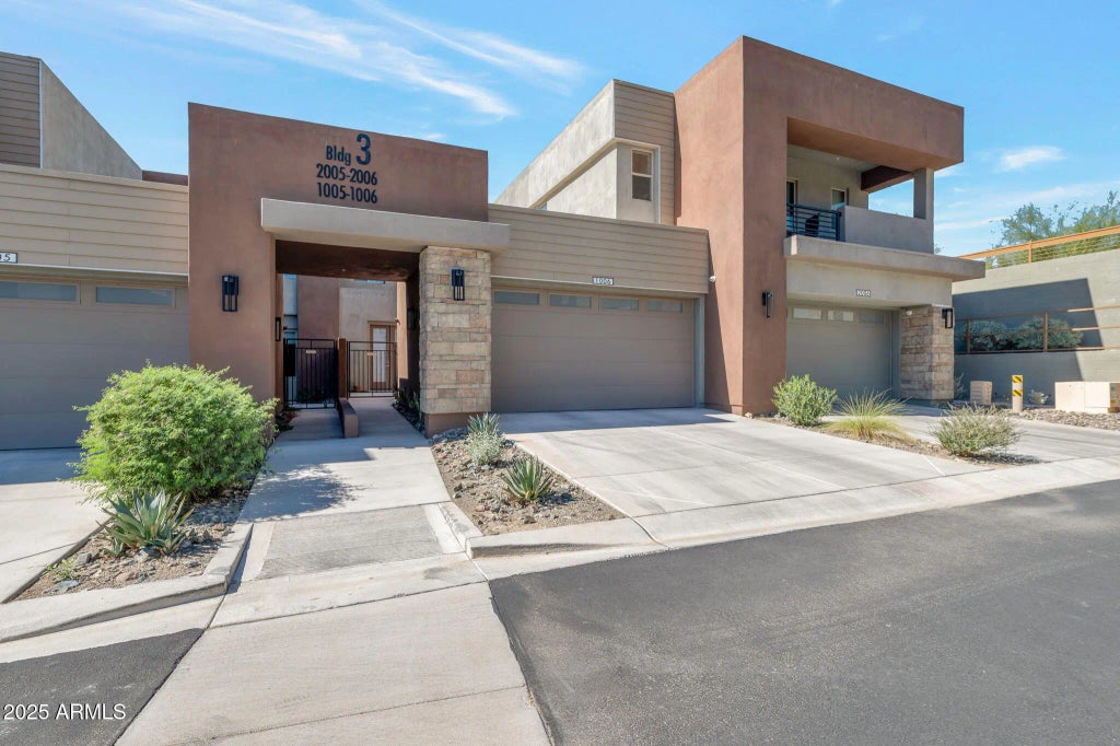 11673 N 136th Street N (unit 1006), Scottsdale
