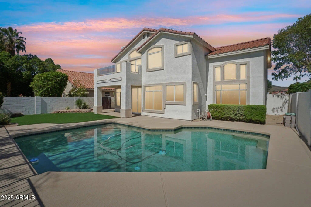 5953 W Aurora Drive, Glendale