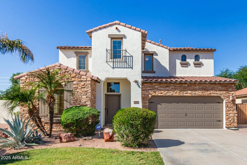 6756 S Seton Avenue, Gilbert