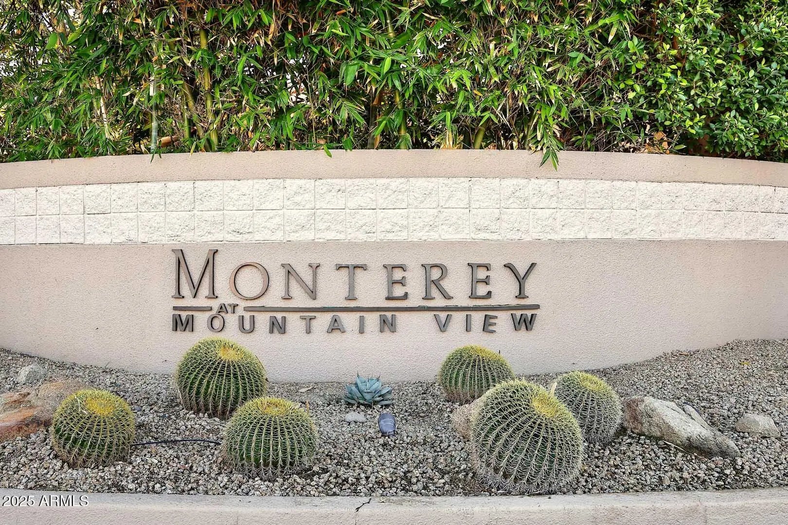 Photo of Listing #6940297