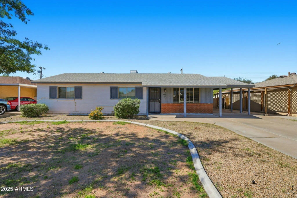 1016 S Siesta Lane, Tempe