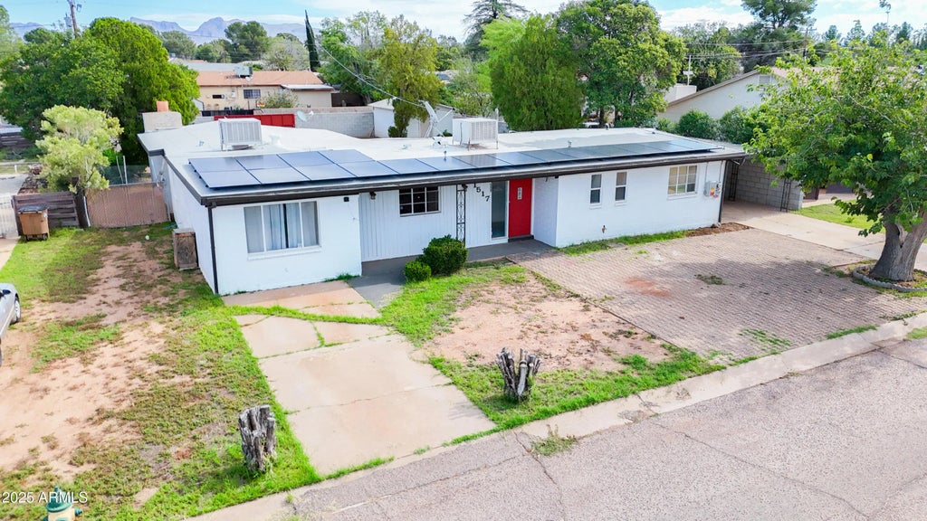 1517 Cochise Drive, Douglas