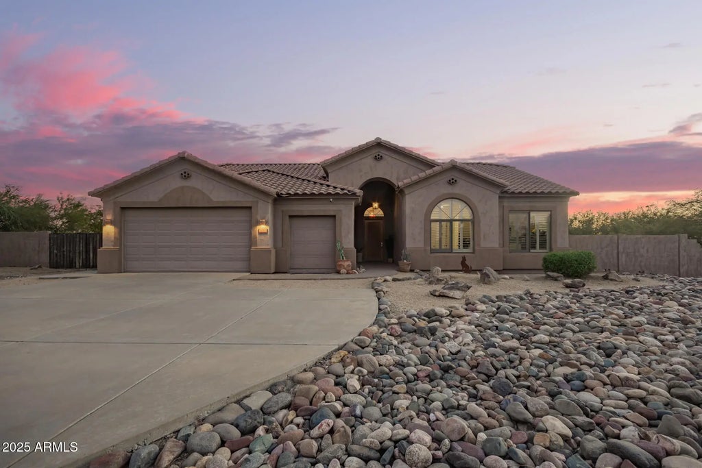 105 E Tanya Road, Phoenix