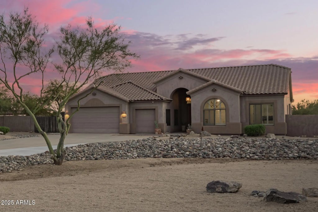 105 E Tanya Road, Phoenix