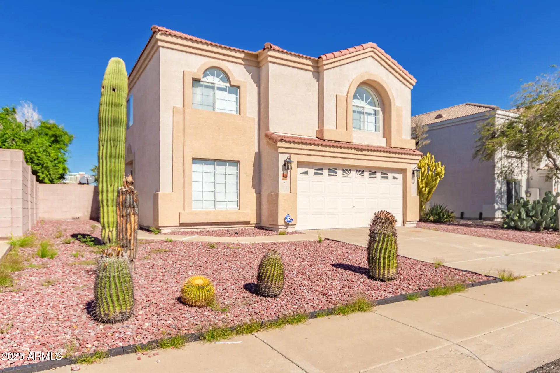 Photo of Listing #6938886