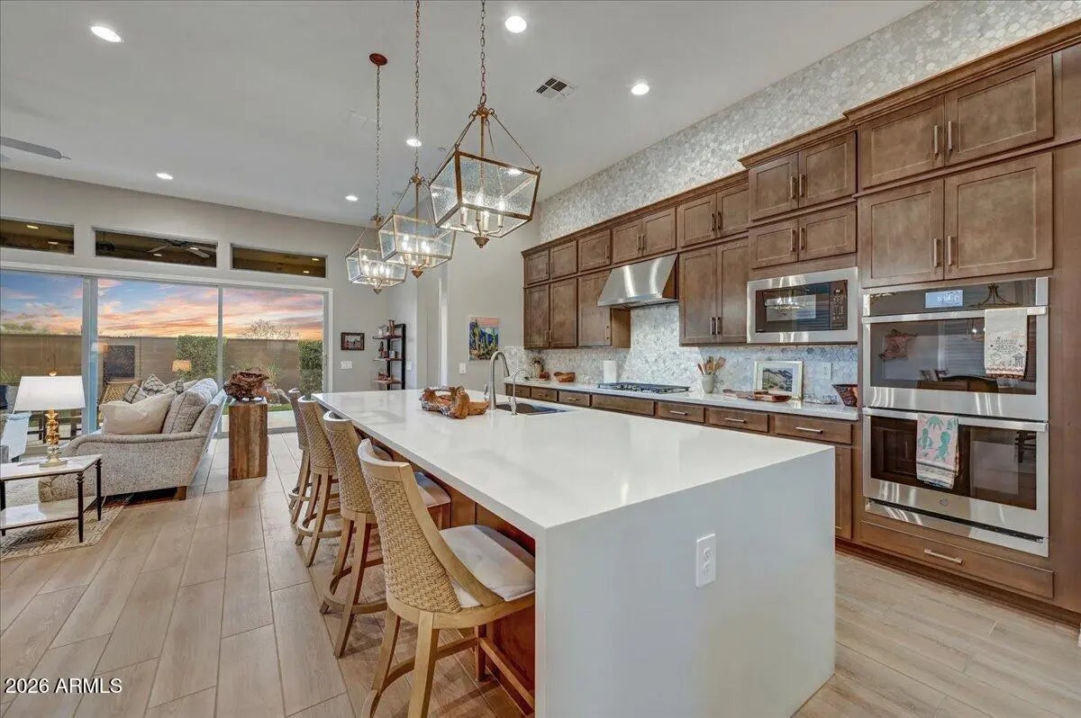 Photo of Listing #6966919