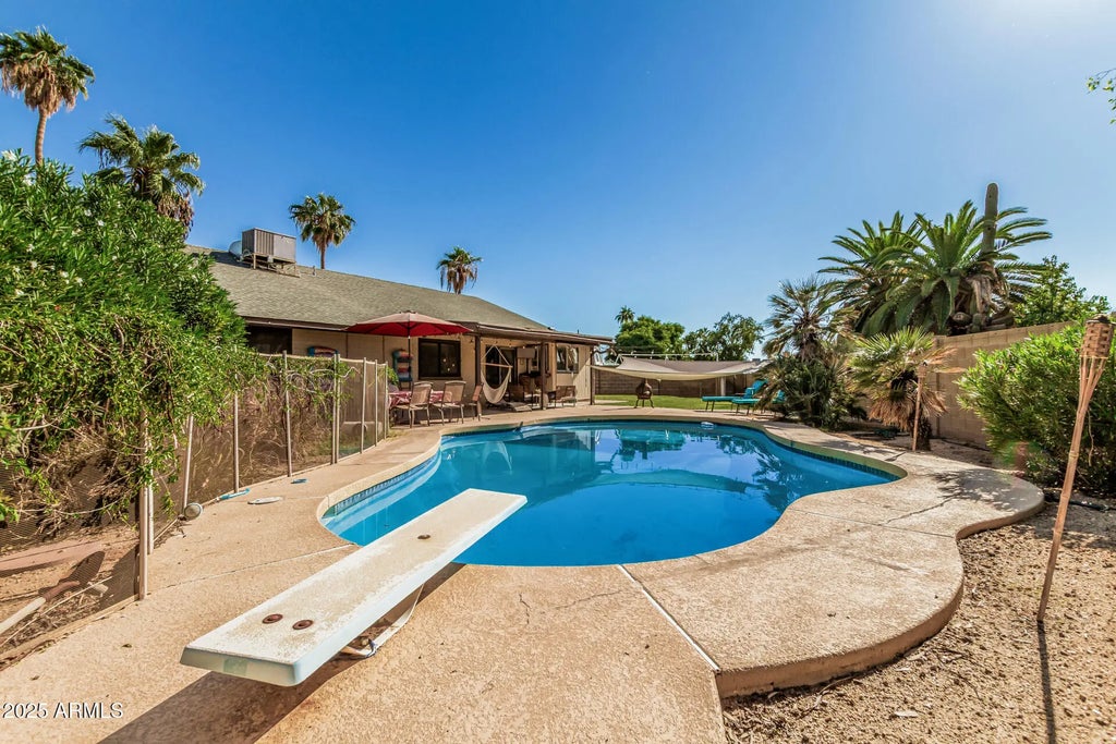 800 W Marlboro Drive, Chandler