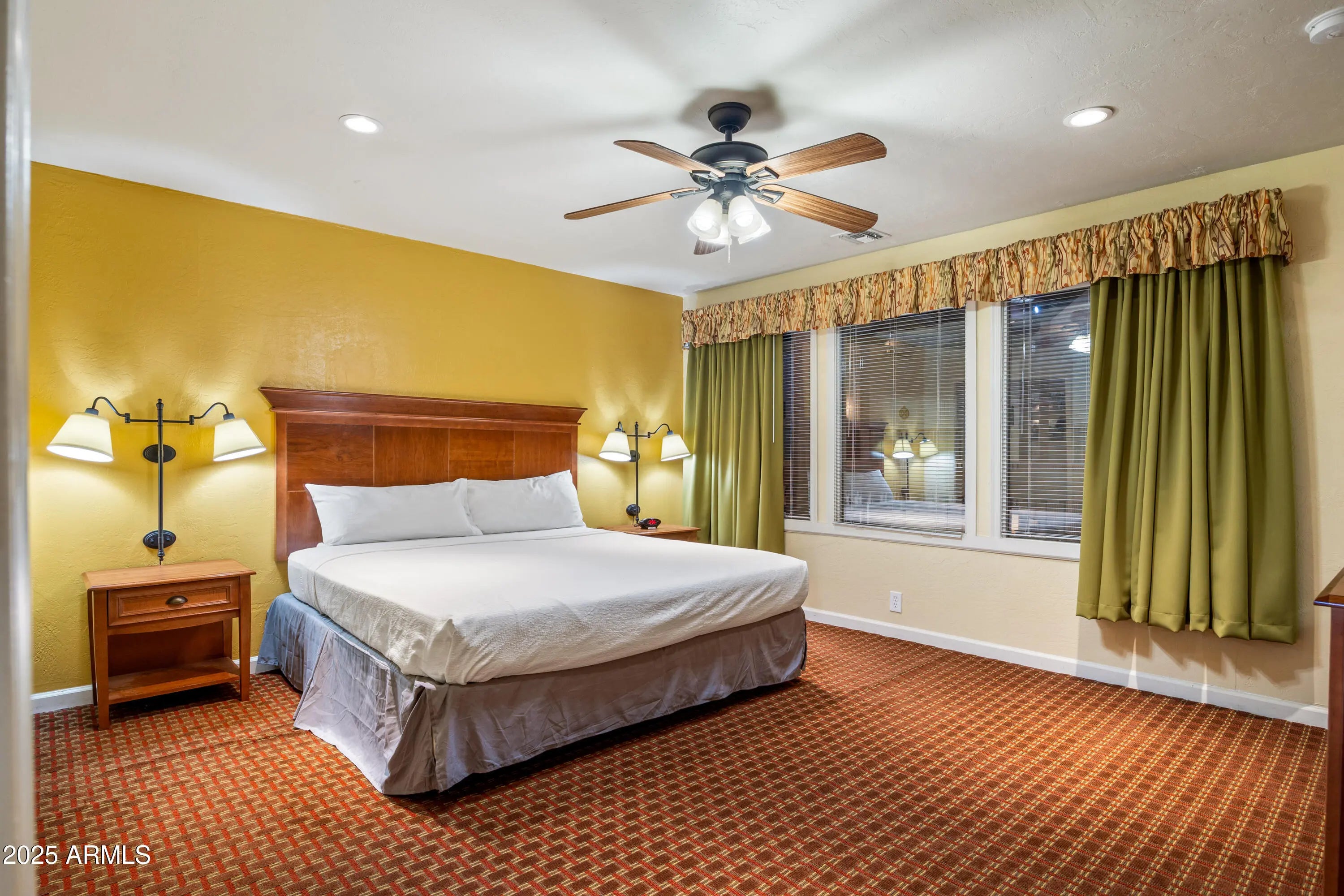 Photo of Listing #6938835