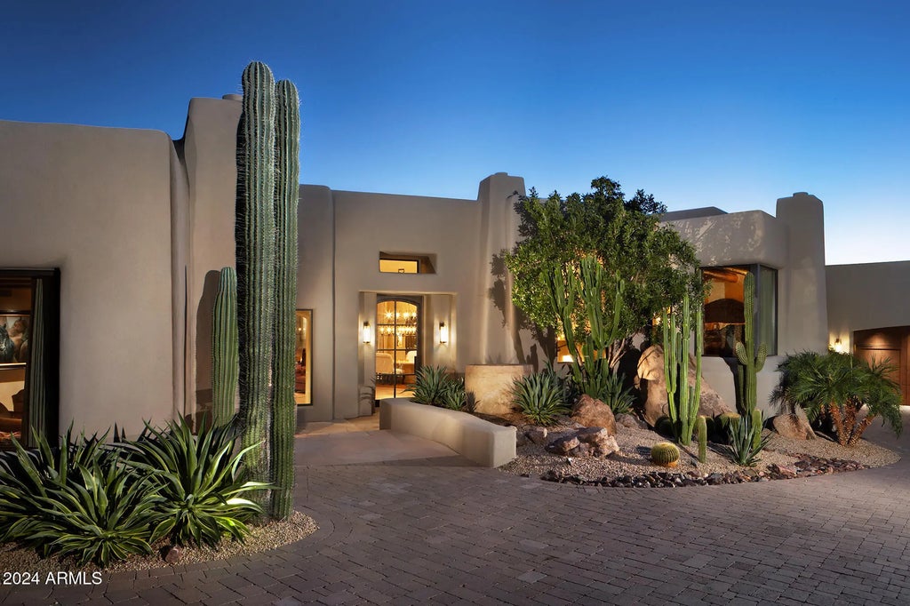 10040 E Happy Valley Road (unit 504), Scottsdale