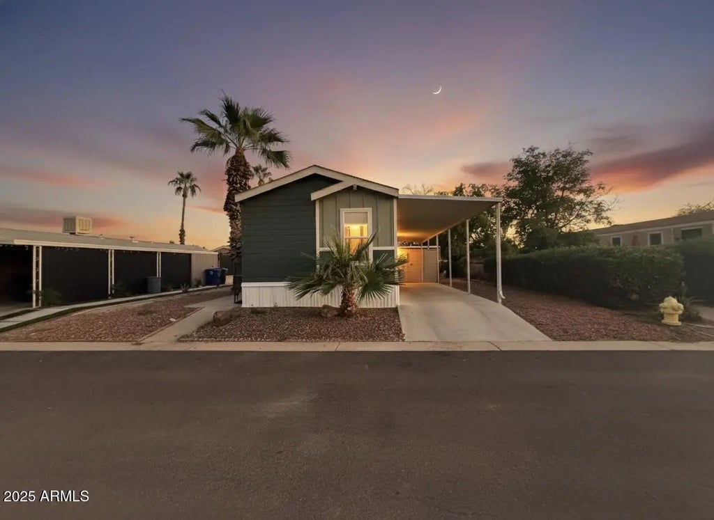 12721 W Greenway Road (unit 184), El Mirage