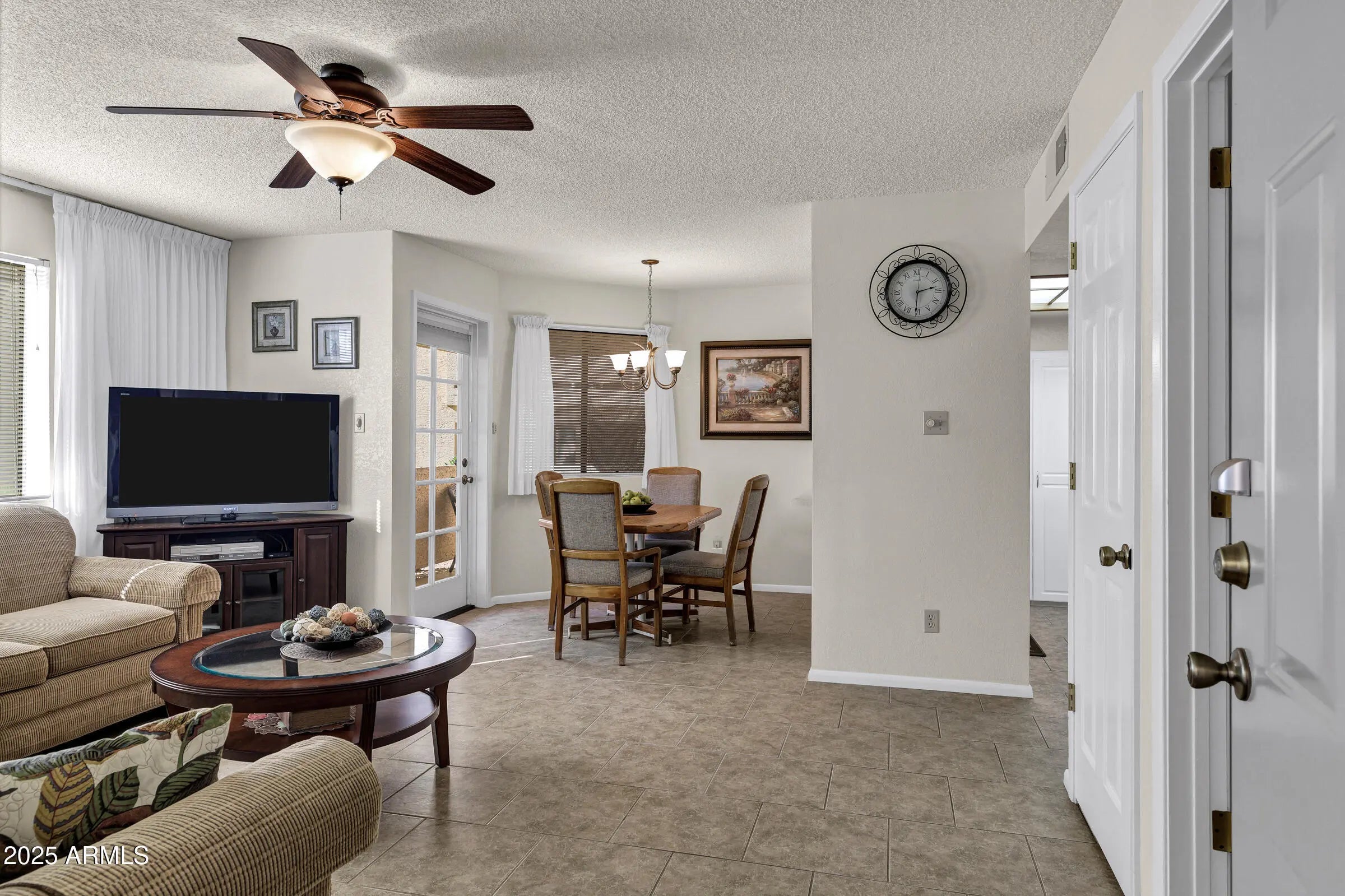 Photo of Listing #6939627