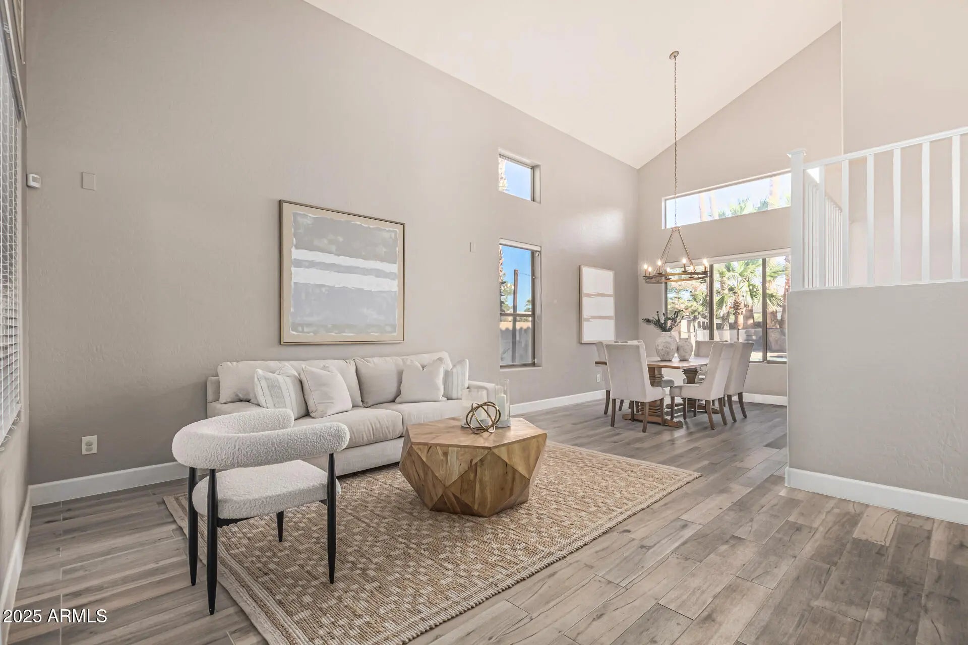 Photo of Listing #6938891