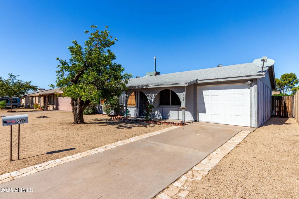 3908 E Capitan Dreyfus Avenue, Phoenix
