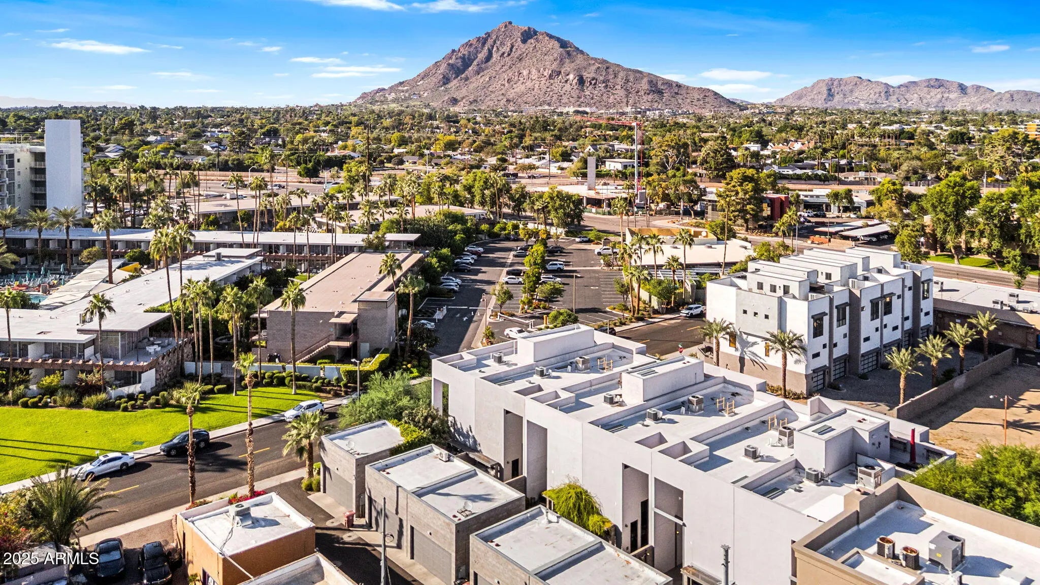 Photo of Listing #6939845