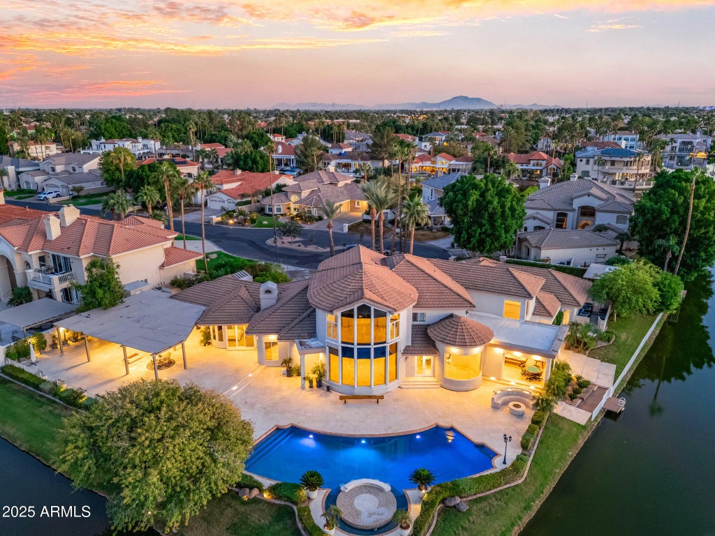1502 E Treasure Cove Drive, Gilbert