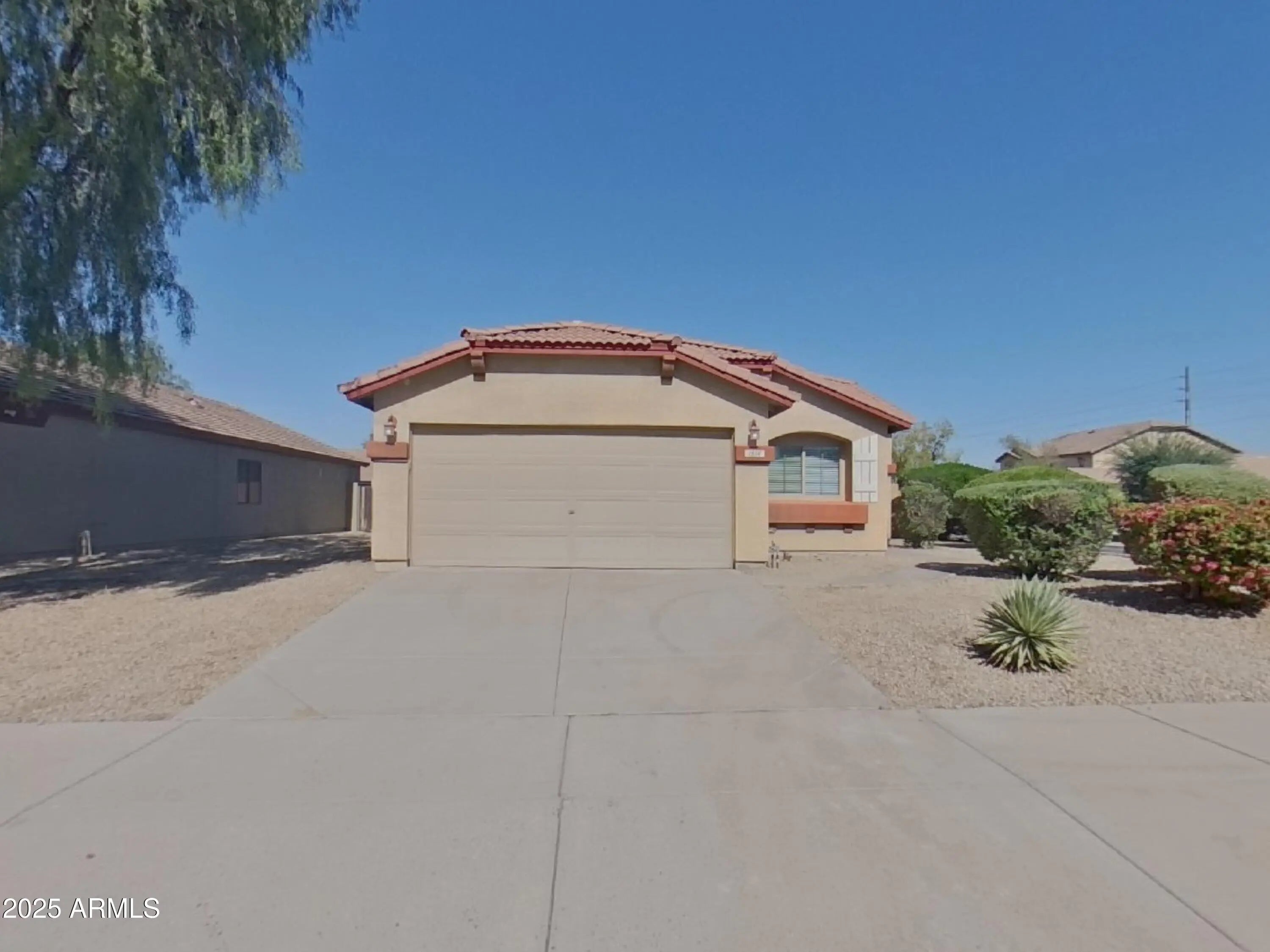 Photo of Listing #6939138