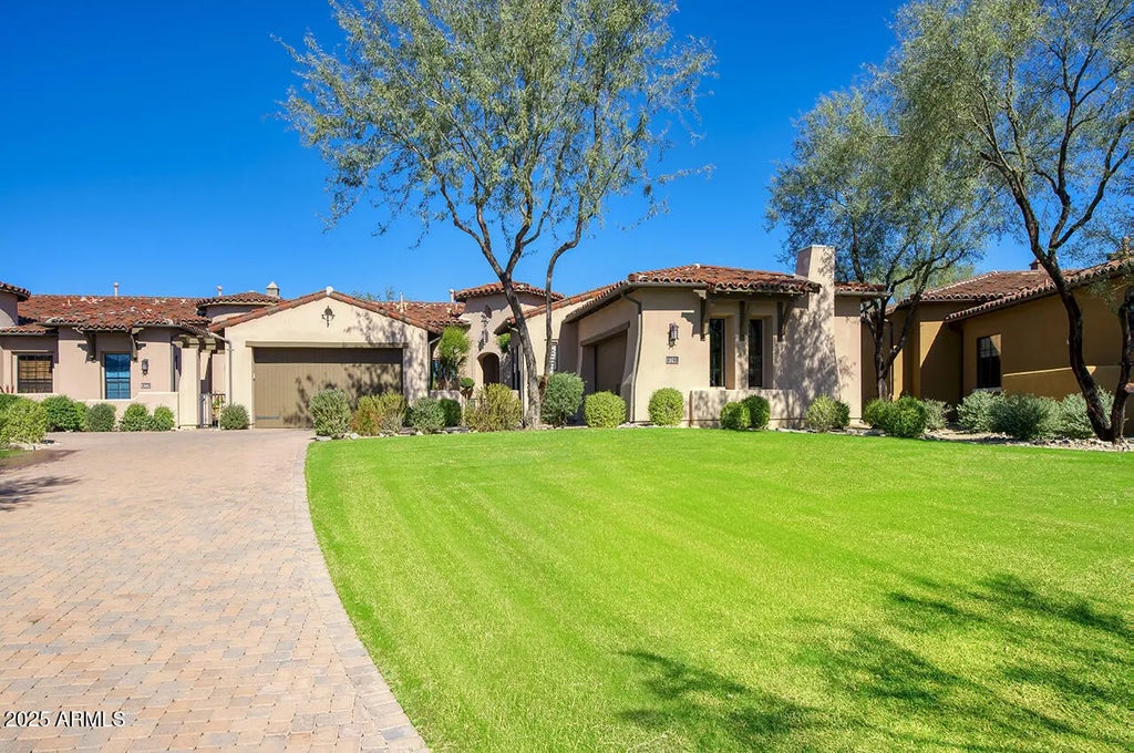 9190 E Hoverland Road, Scottsdale