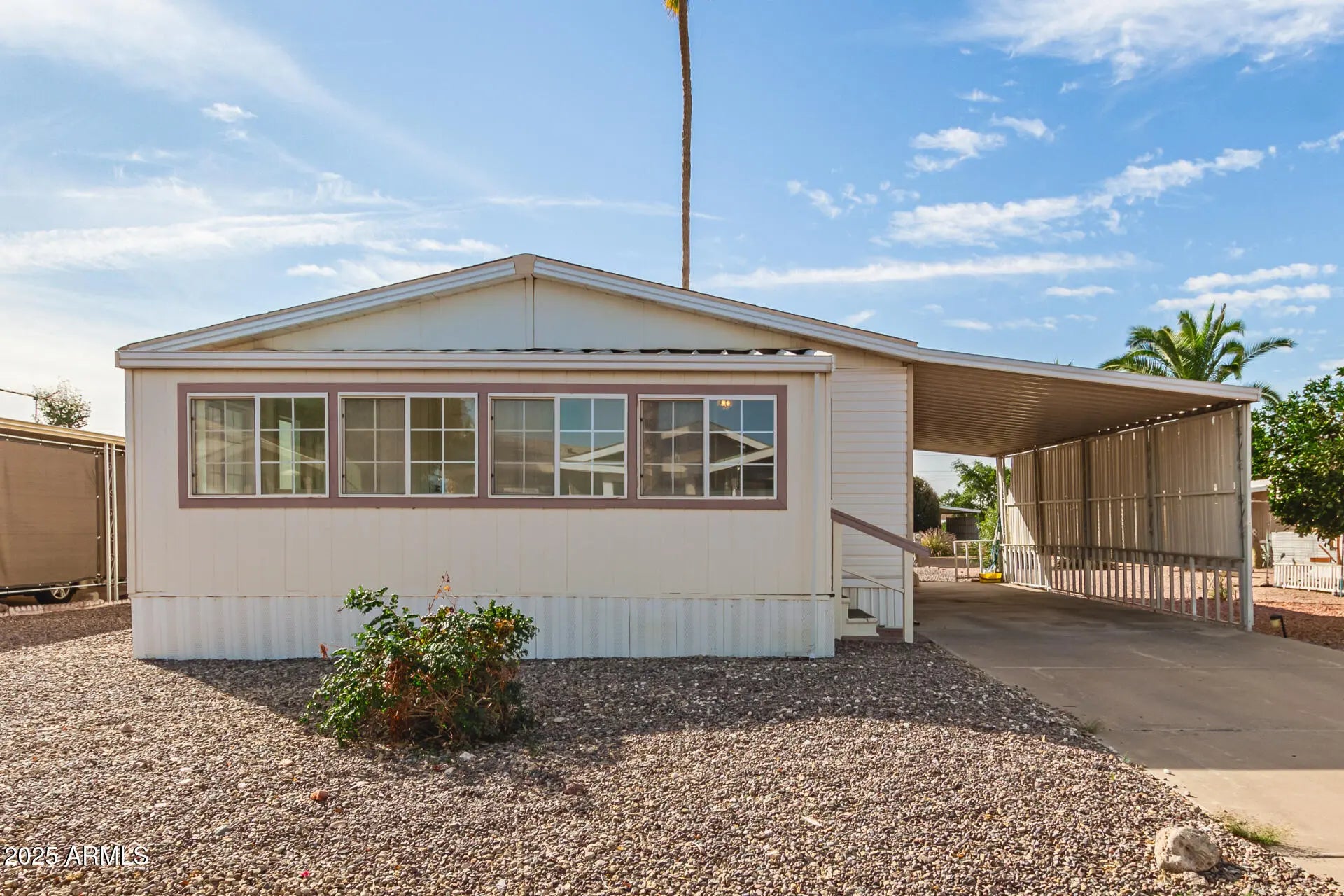 Photo of Listing #6947418