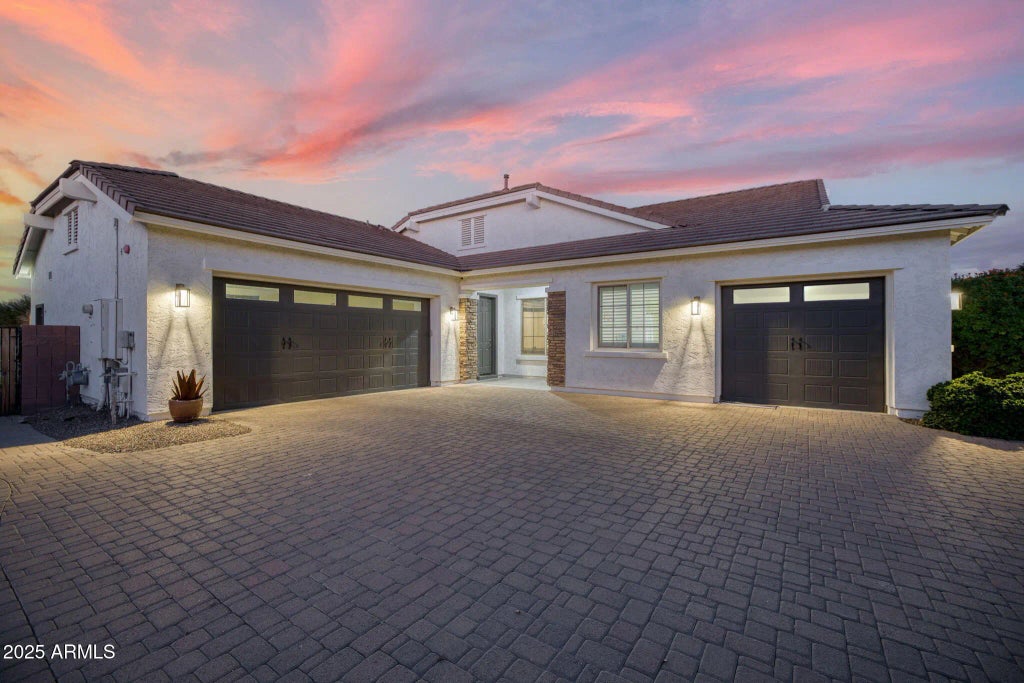 21934 E Pickett Court, Queen Creek