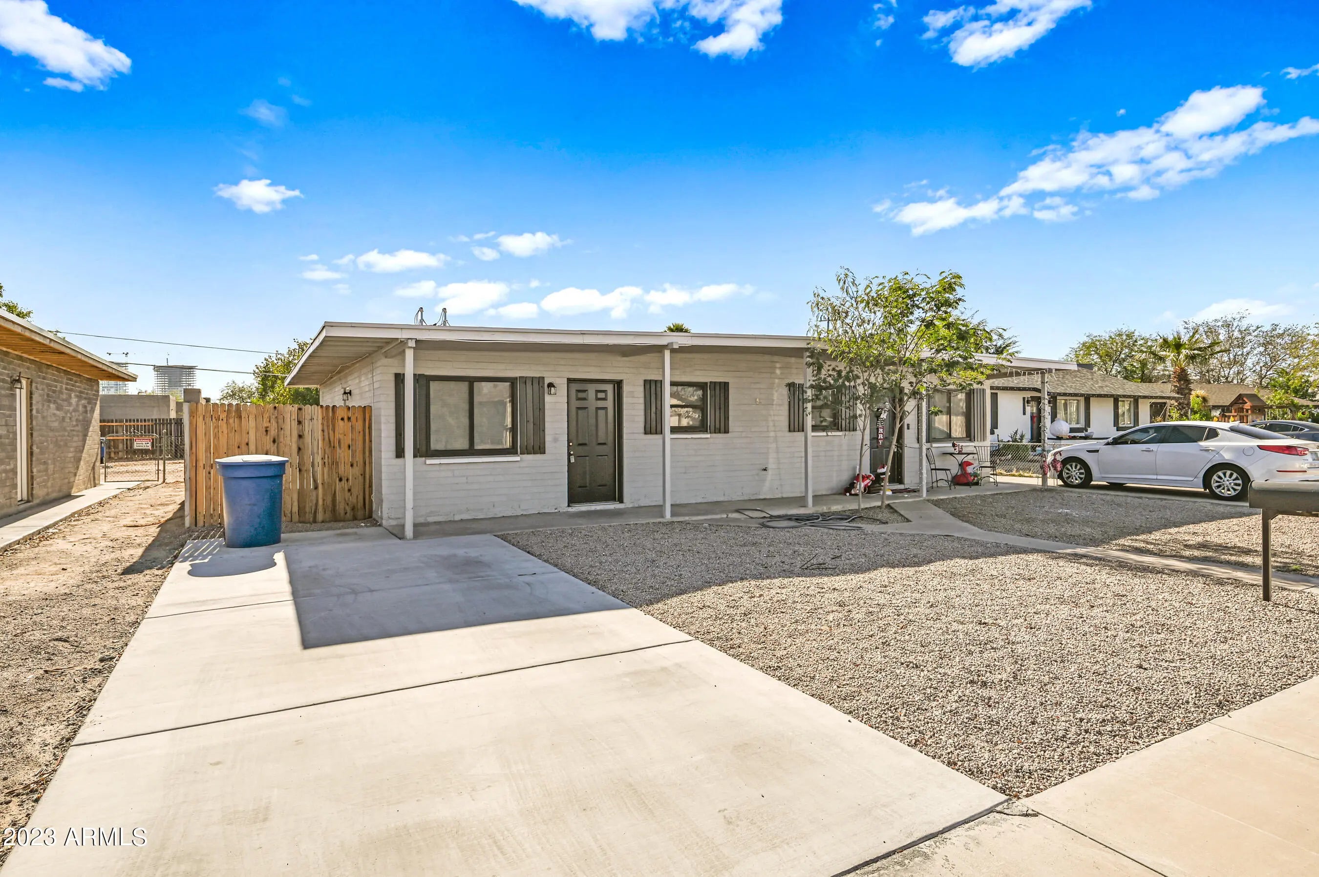 Photo of Listing #6939173