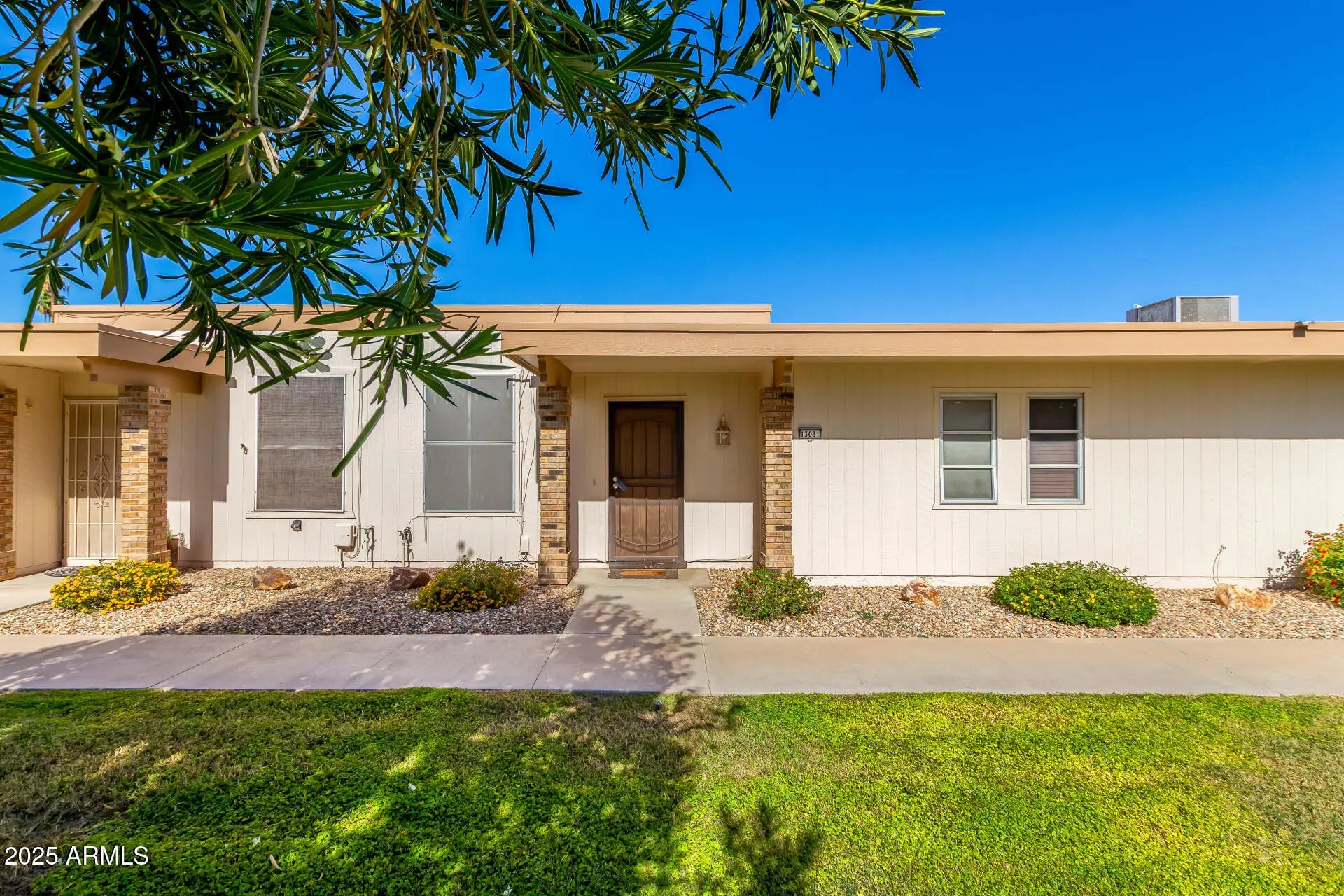 Photo of Listing #6939214