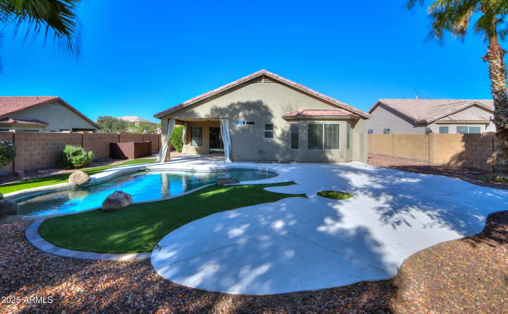 22181 N Braden Road, Maricopa