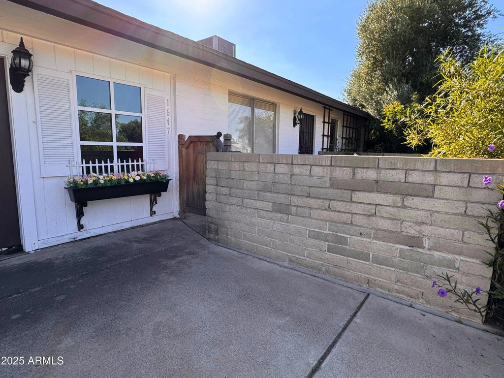 1647 W Villa Rita Drive, Phoenix