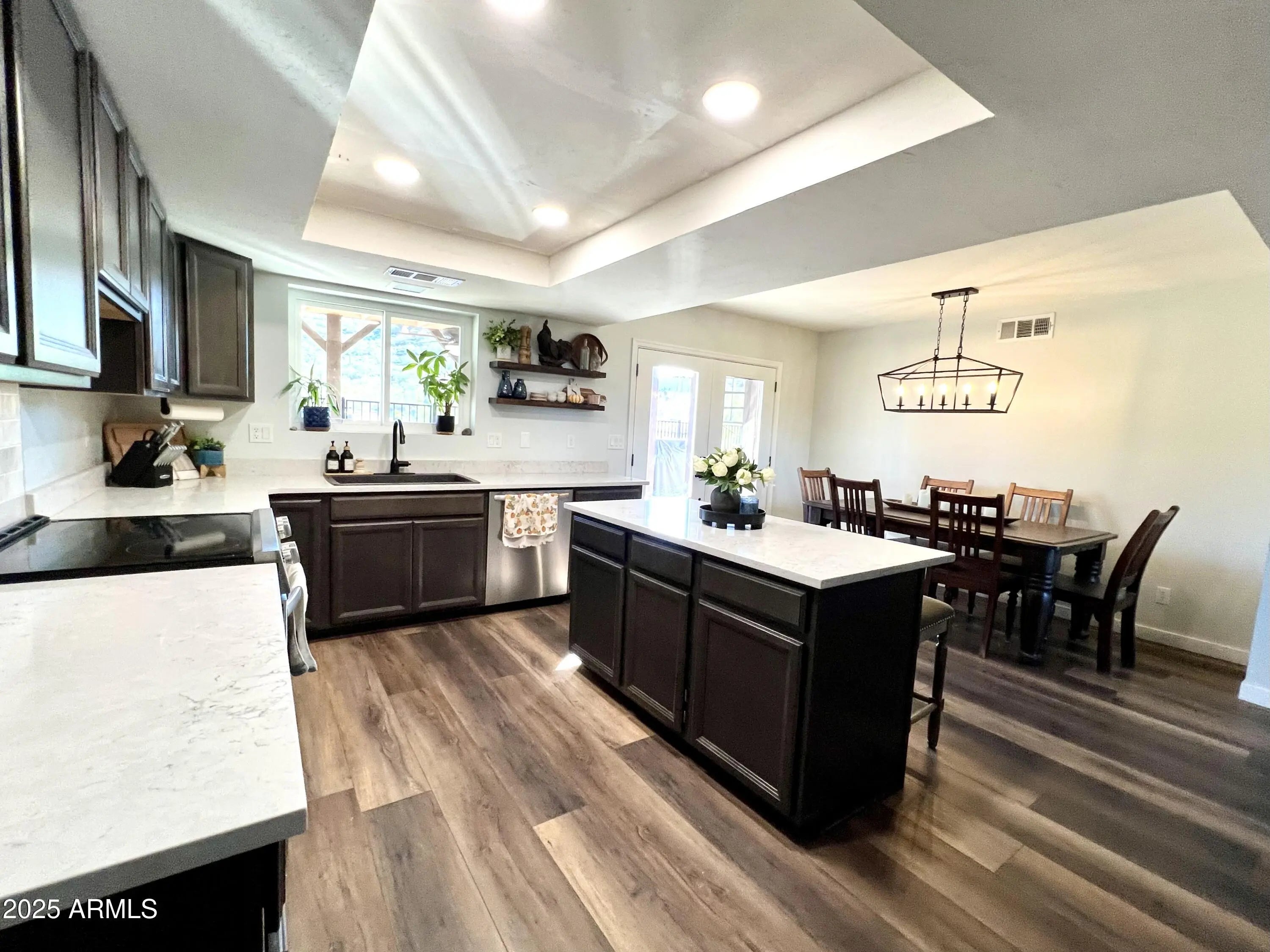 Photo of Listing #6945508