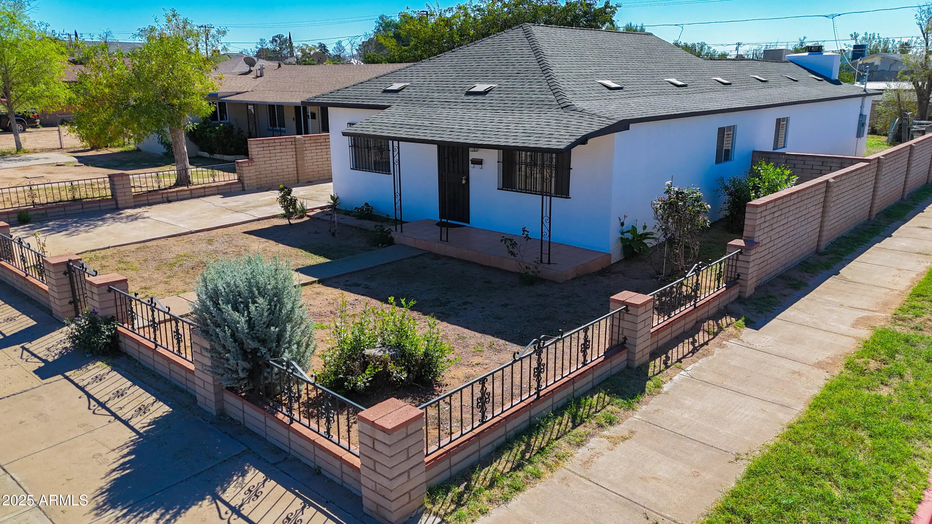 Photo of Listing #6939318