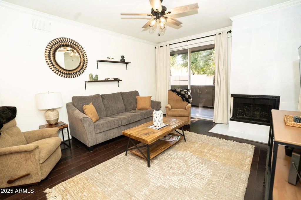 7009 E Acoma Drive (unit 1063), Scottsdale