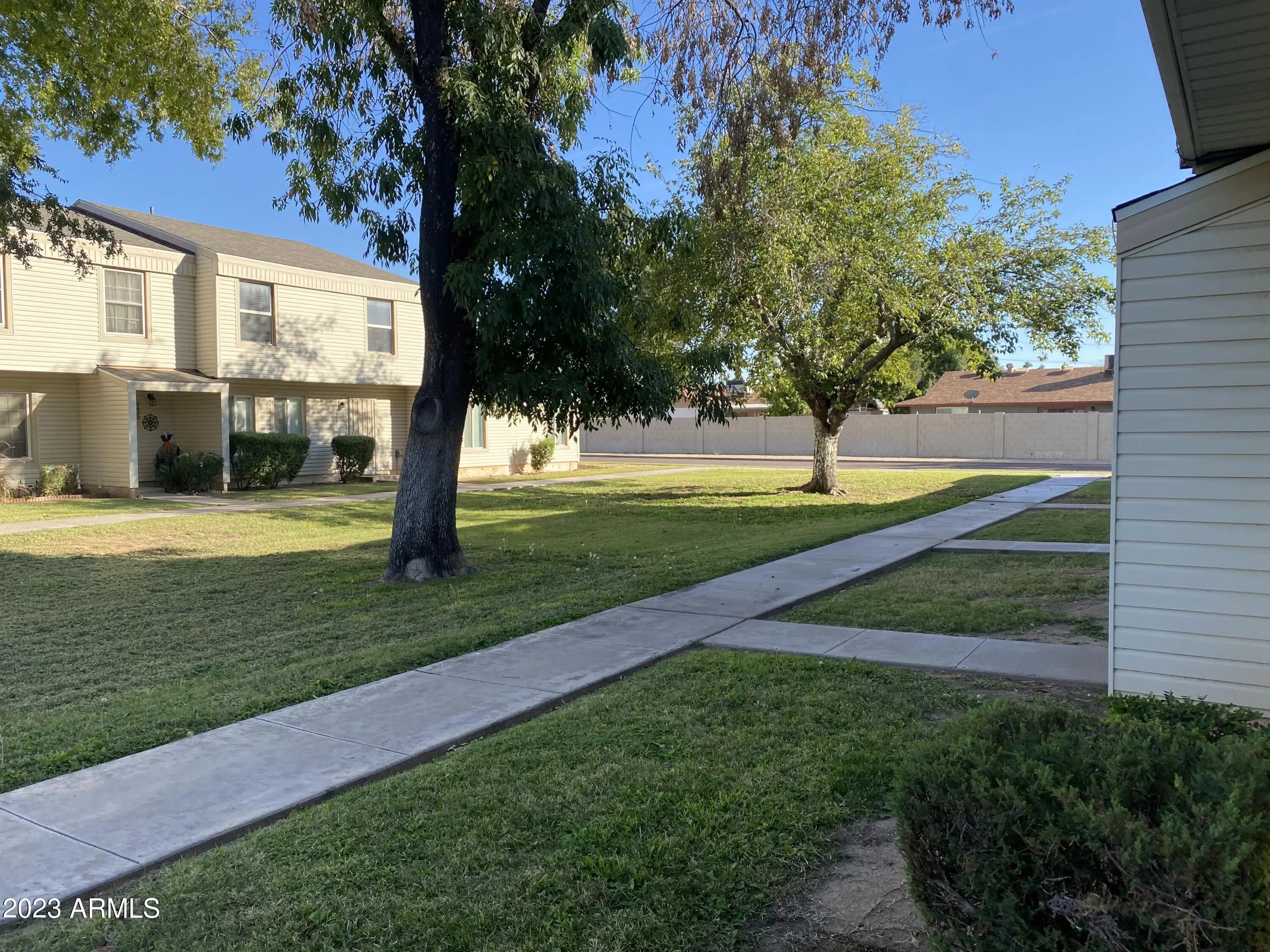 Photo of Listing #6939687