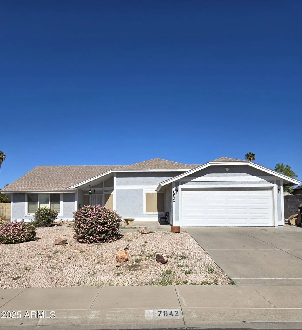 7942 W Dreyfus Drive, Peoria