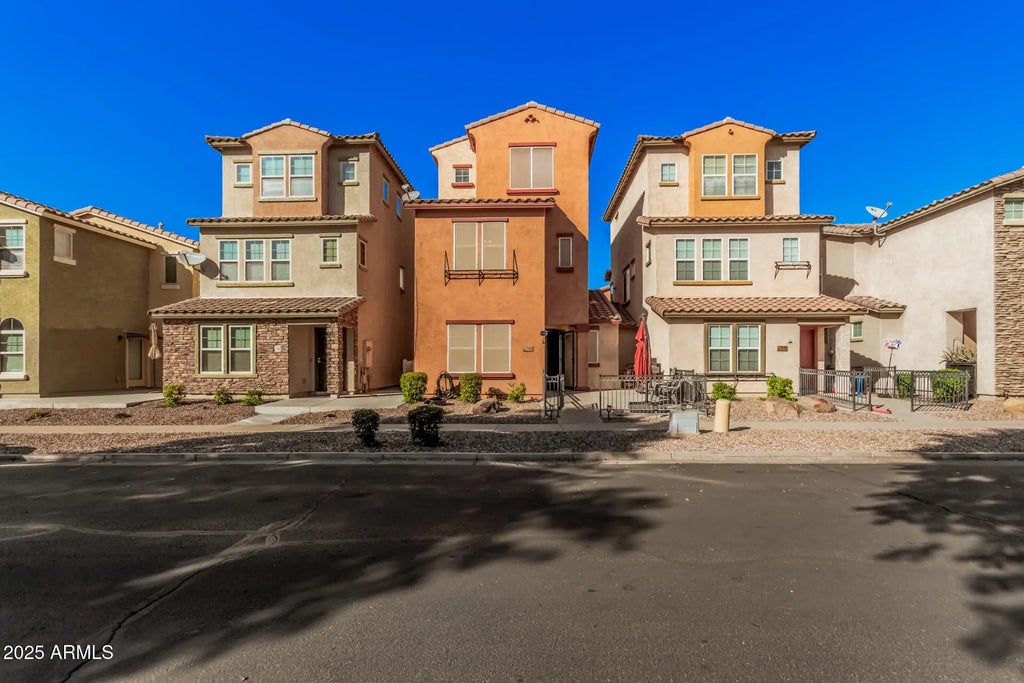 7742 W Terri Lee Drive, Phoenix