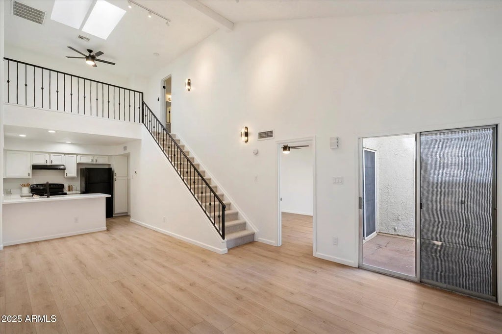 1717 E Union Hills Drive (unit 1030), Phoenix