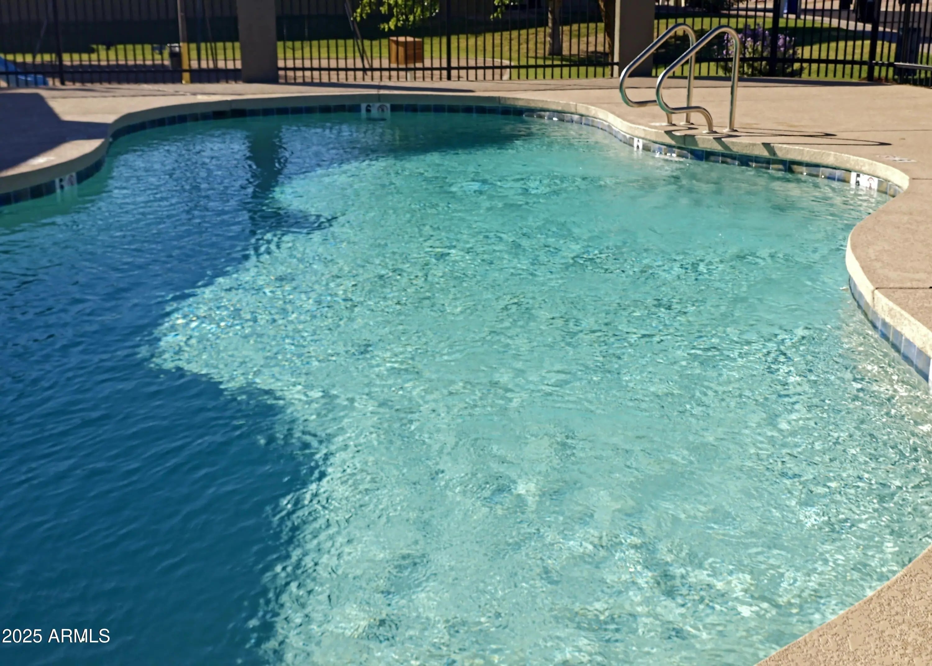 Photo of Listing #6939435