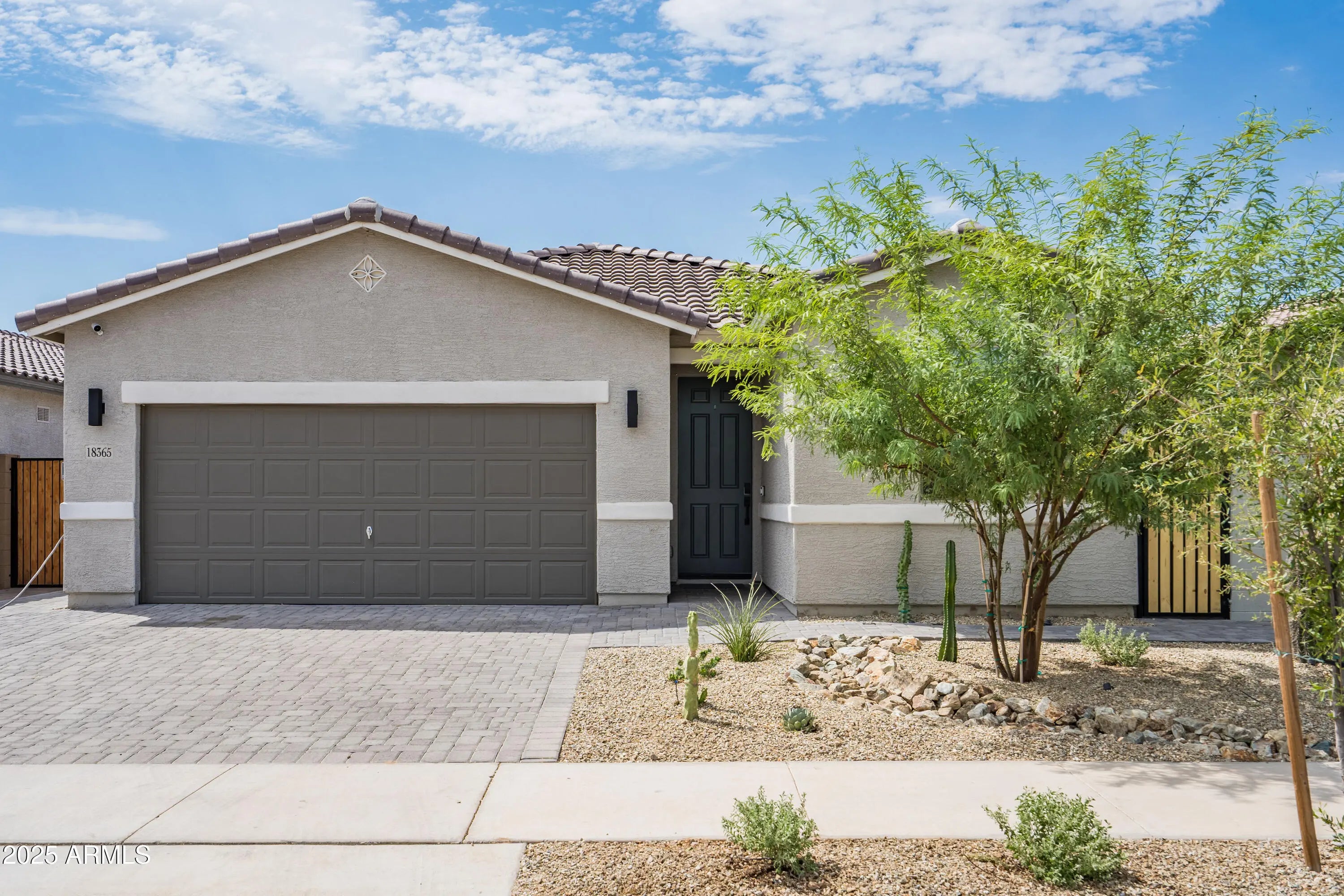 Photo of Listing #6954934