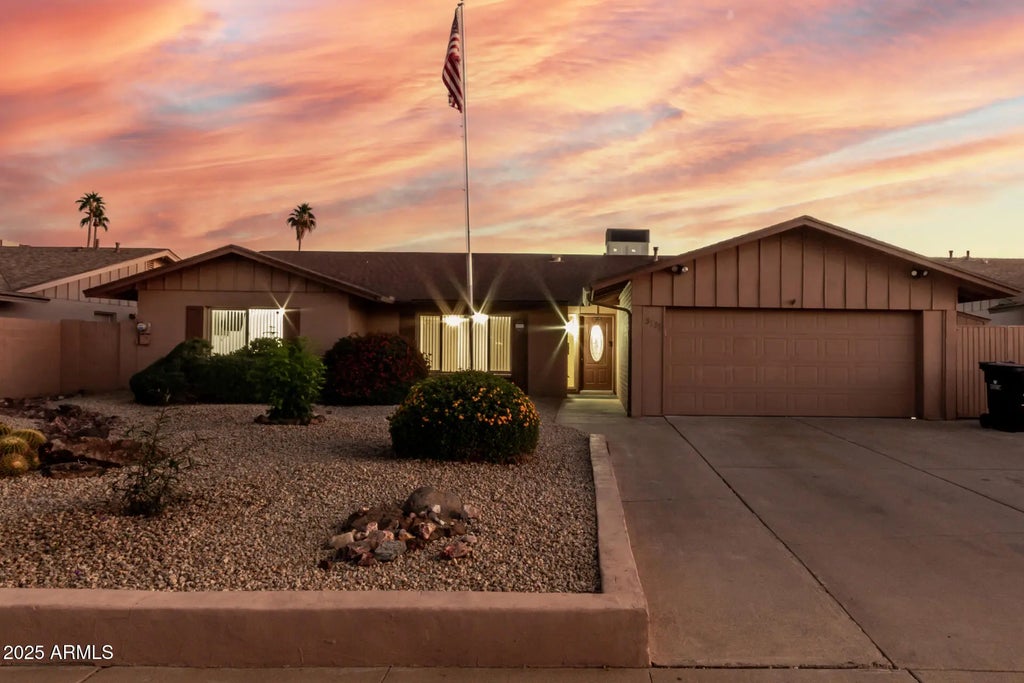 3535 W Saint Moritz Lane, Phoenix