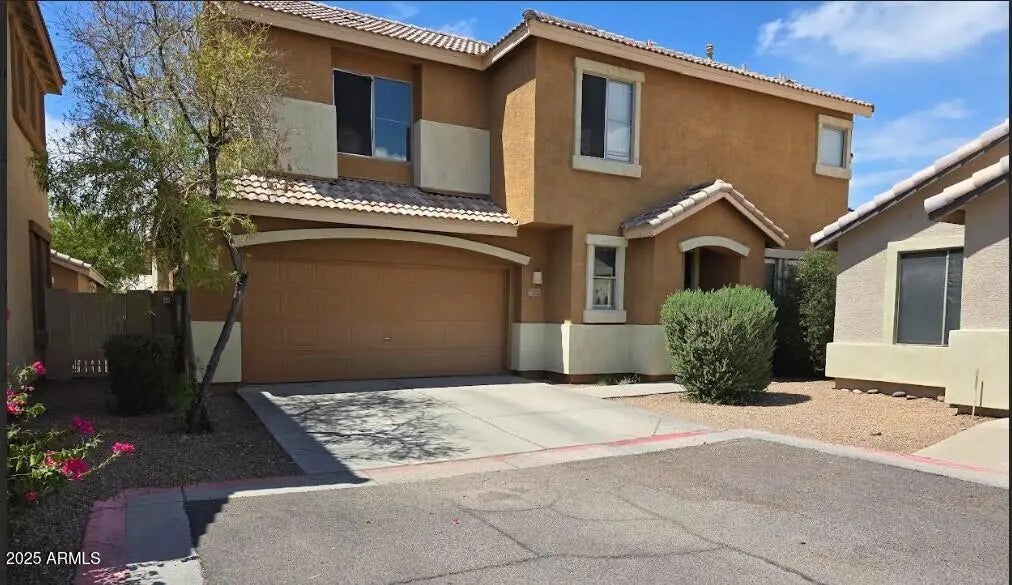 Photo of Listing #6940964