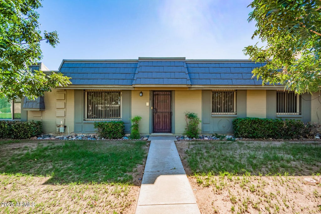 2030 W Highland Avenue, Phoenix