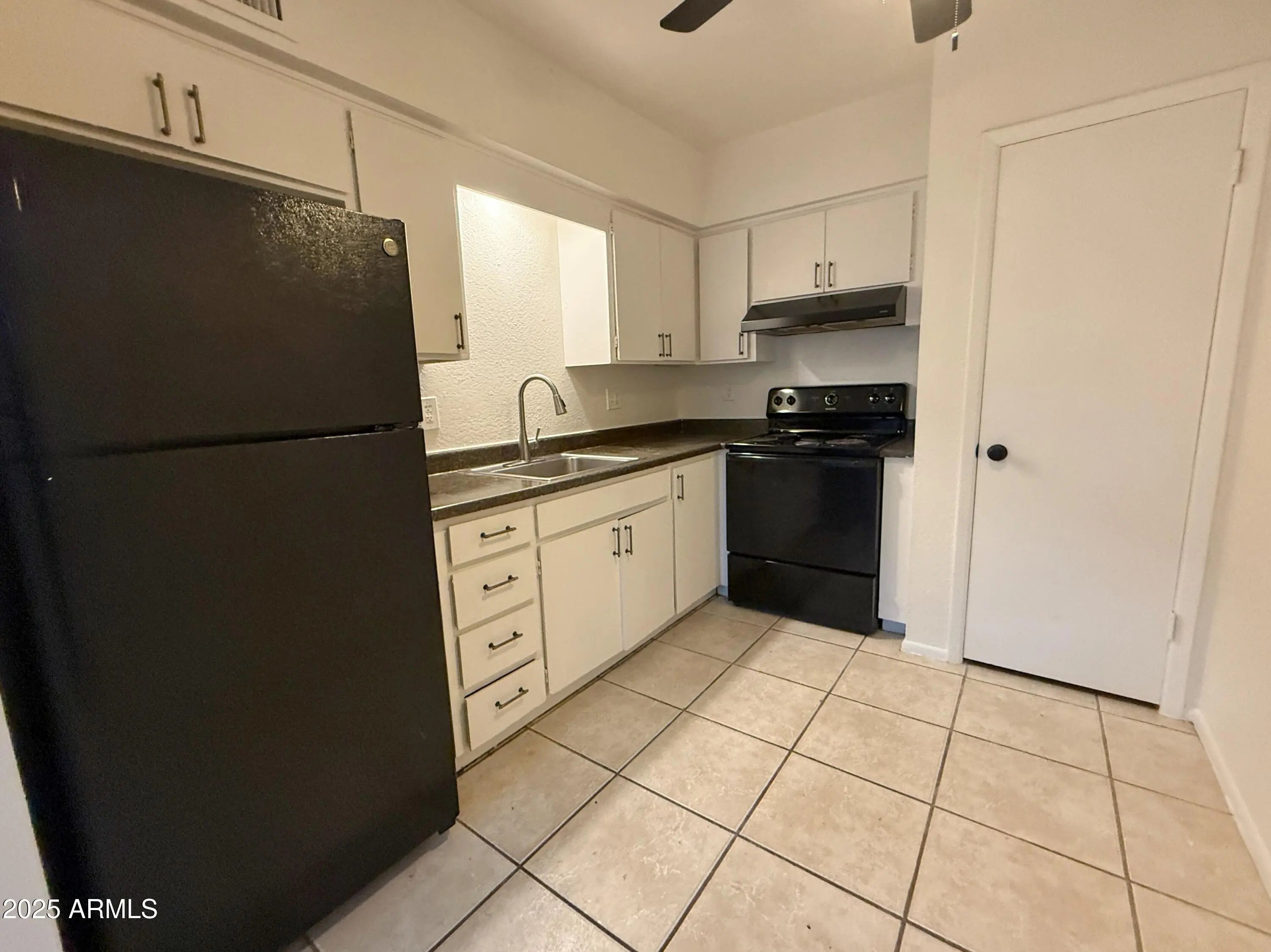 Photo of Listing #6939515