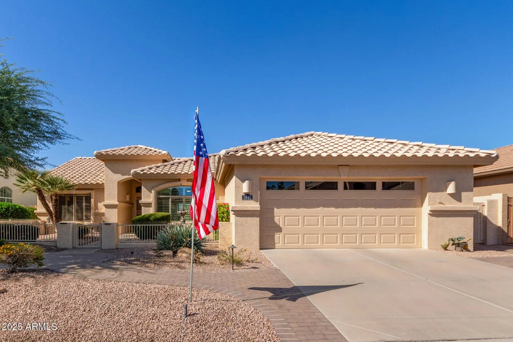 5842 S Amberwood Drive, Chandler