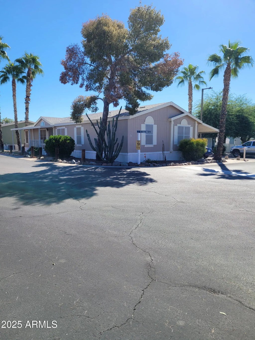 2131 E Union Hills Drive (unit M25), Phoenix