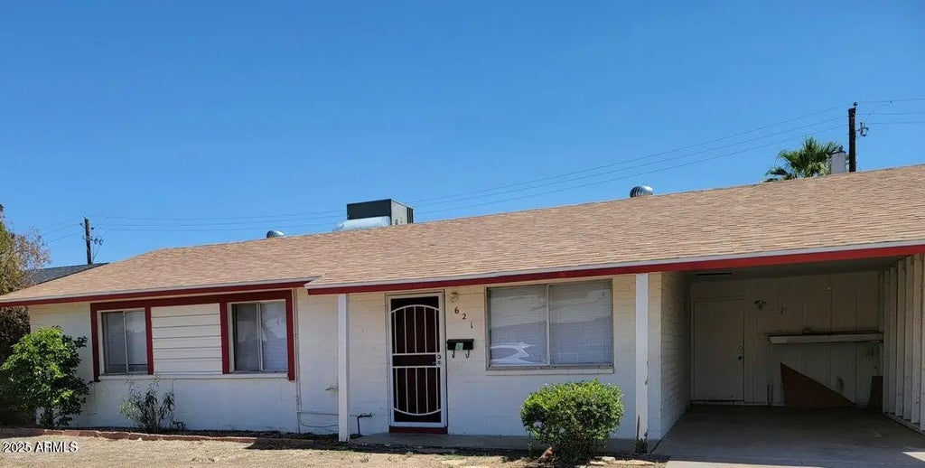 621 E Papago Drive, Tempe