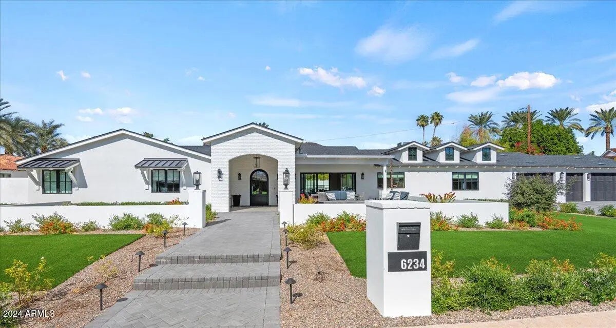 Photo of Listing #6940099