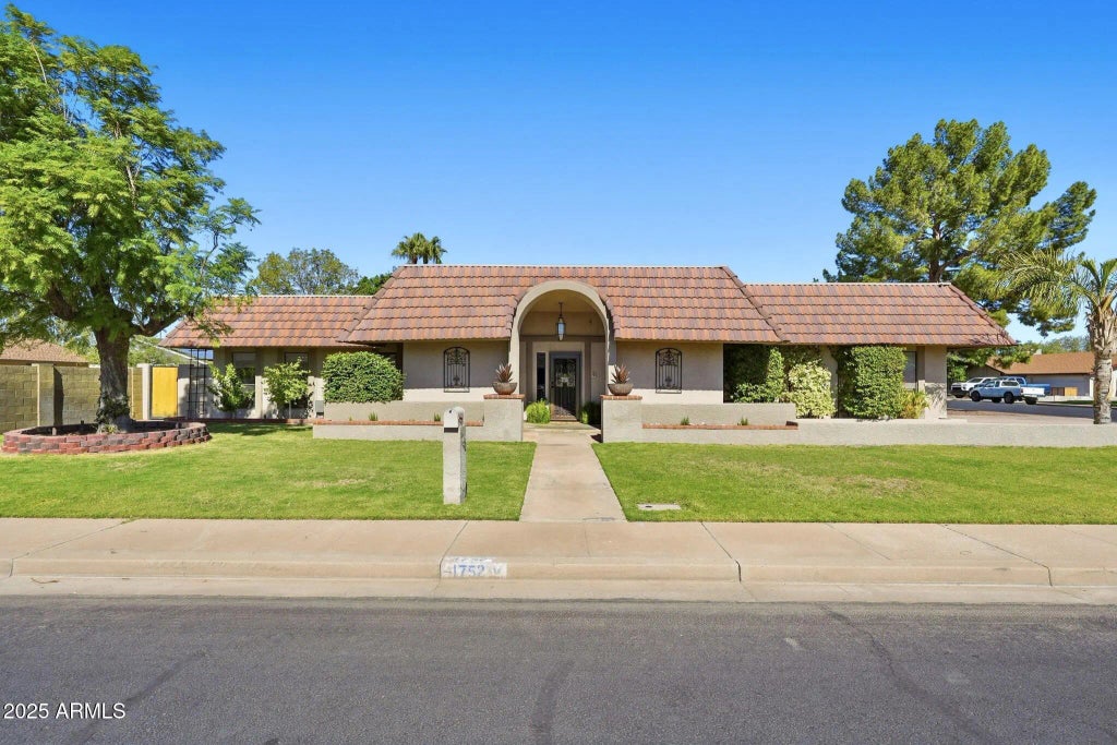 1752 E Gable Avenue, Mesa