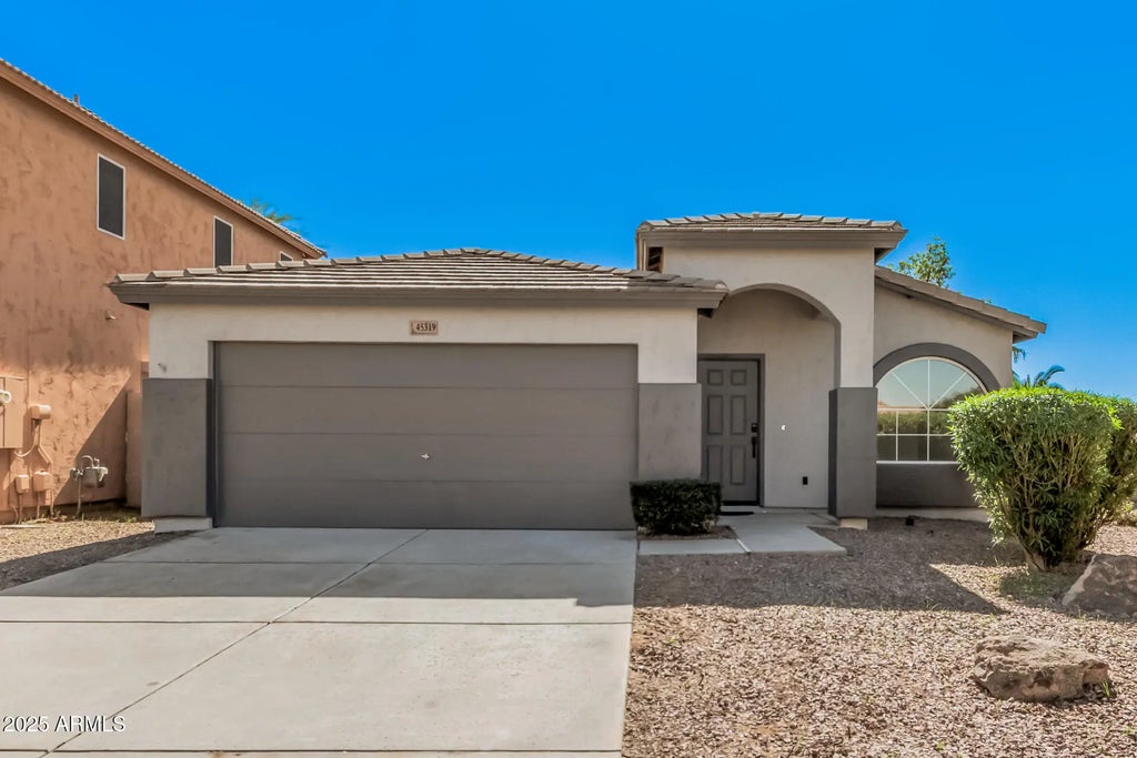 45319 W Sage Brush Drive, Maricopa