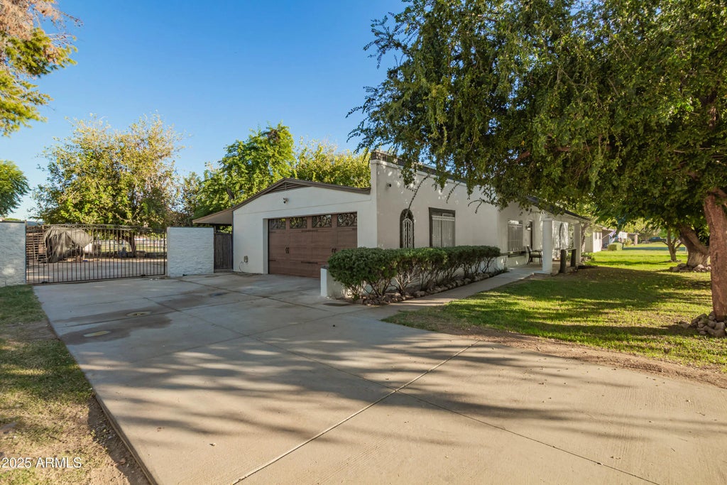 905 N Alzora Way, Tolleson