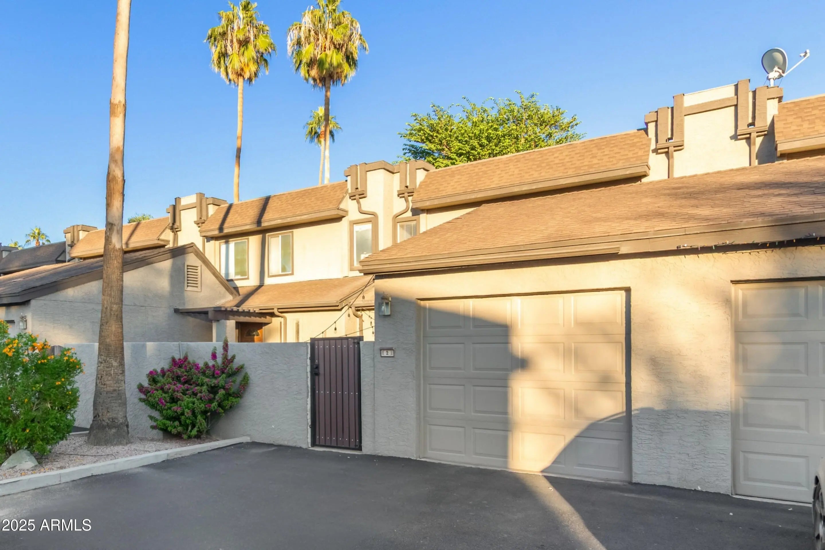 Photo of Listing #6946348