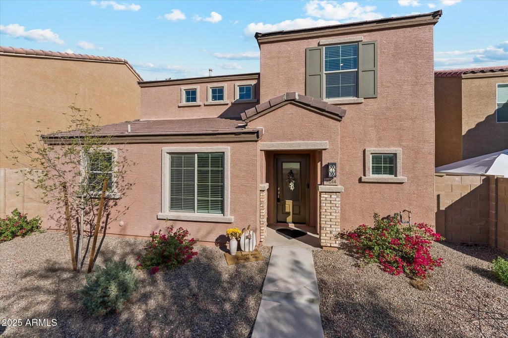 8244 W Albeniz Place, Phoenix